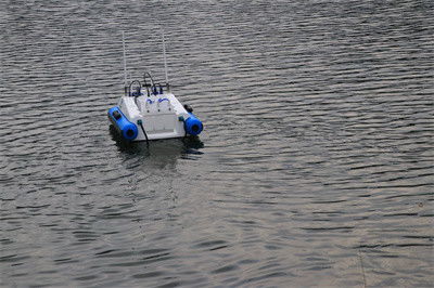 5分钟完成采集 青岛首艘水质采样环境应急监测无人船启用